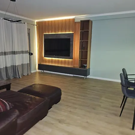 In Rruga Thoma Filpeu Apartment