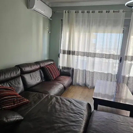 In Rruga Thoma Filpeu * تيرانا